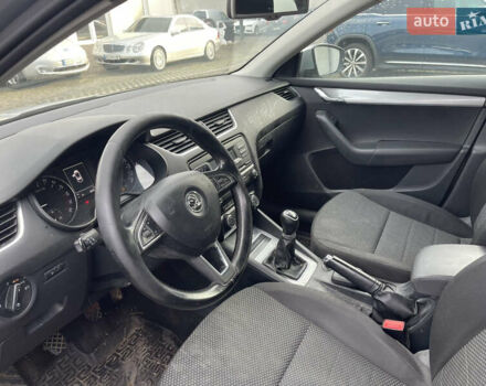 Серый Шкода Октавия, объемом двигателя 1.6 л и пробегом 220 тыс. км за 7300 $, фото 10 на Automoto.ua