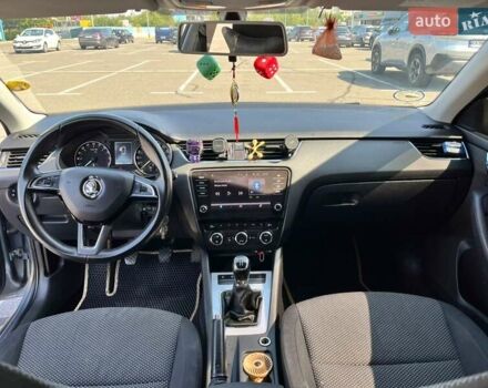 Сірий Шкода Октавія, об'ємом двигуна 1.6 л та пробігом 295 тис. км за 10000 $, фото 14 на Automoto.ua