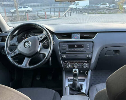 Сірий Шкода Октавія, об'ємом двигуна 1.8 л та пробігом 127 тис. км за 11000 $, фото 15 на Automoto.ua