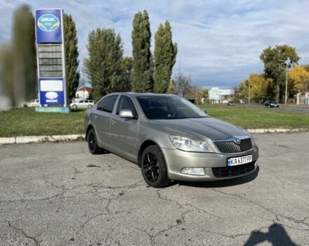 Серый Шкода Октавия, объемом двигателя 1.8 л и пробегом 260 тыс. км за 7850 $, фото 2 на Automoto.ua