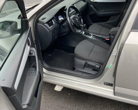 Серый Шкода Октавия, объемом двигателя 1.8 л и пробегом 215 тыс. км за 10350 $, фото 4 на Automoto.ua