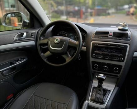 Серый Шкода Октавия, объемом двигателя 1.8 л и пробегом 260 тыс. км за 7850 $, фото 6 на Automoto.ua