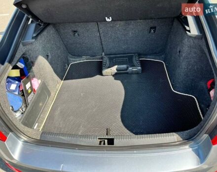 Сірий Шкода Октавія, об'ємом двигуна 1.6 л та пробігом 295 тис. км за 10000 $, фото 12 на Automoto.ua