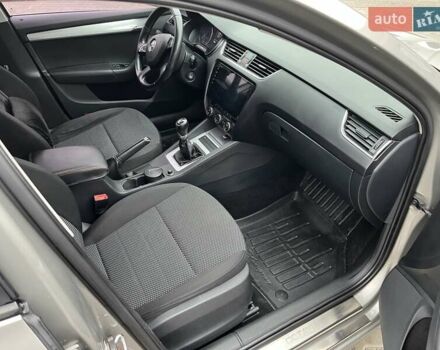 Серый Шкода Октавия, объемом двигателя 1.97 л и пробегом 233 тыс. км за 11100 $, фото 8 на Automoto.ua