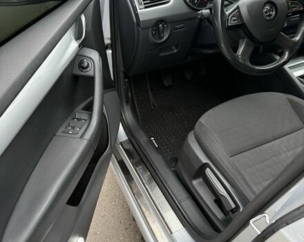 Серый Шкода Октавия, объемом двигателя 1.8 л и пробегом 291 тыс. км за 8700 $, фото 1 на Automoto.ua