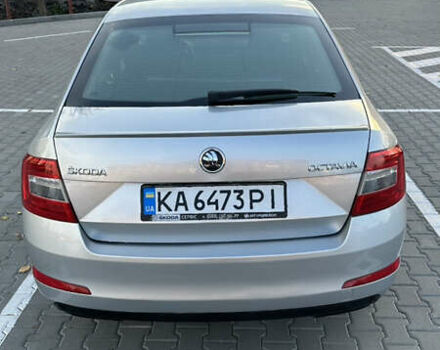 Сірий Шкода Октавія, об'ємом двигуна 1.8 л та пробігом 127 тис. км за 11000 $, фото 5 на Automoto.ua