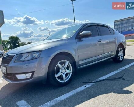 Сірий Шкода Октавія, об'ємом двигуна 1.6 л та пробігом 295 тис. км за 10000 $, фото 7 на Automoto.ua