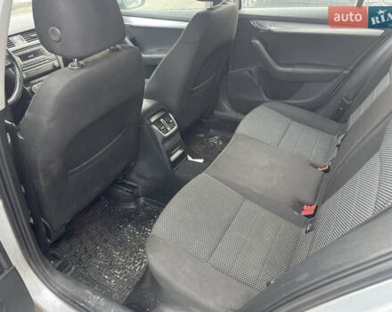 Серый Шкода Октавия, объемом двигателя 1.6 л и пробегом 220 тыс. км за 7300 $, фото 13 на Automoto.ua