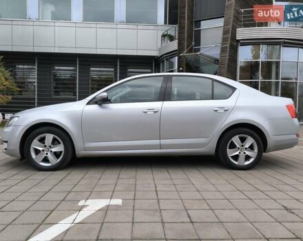 Серый Шкода Октавия, объемом двигателя 1.6 л и пробегом 288 тыс. км за 9950 $, фото 1 на Automoto.ua