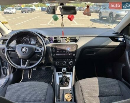 Сірий Шкода Октавія, об'ємом двигуна 1.6 л та пробігом 290 тис. км за 11500 $, фото 6 на Automoto.ua