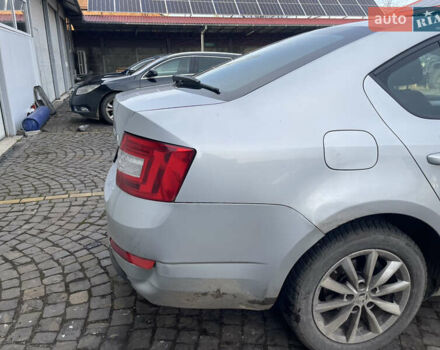 Серый Шкода Октавия, объемом двигателя 1.6 л и пробегом 220 тыс. км за 7300 $, фото 4 на Automoto.ua