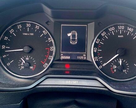 Сірий Шкода Октавія, об'ємом двигуна 1.6 л та пробігом 265 тис. км за 9500 $, фото 4 на Automoto.ua