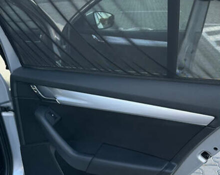 Сірий Шкода Октавія, об'ємом двигуна 1.8 л та пробігом 127 тис. км за 11000 $, фото 10 на Automoto.ua