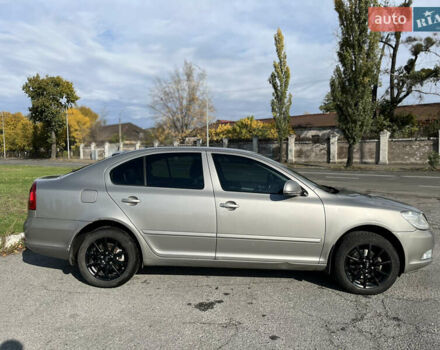 Сірий Шкода Октавія, об'ємом двигуна 1.8 л та пробігом 260 тис. км за 7550 $, фото 2 на Automoto.ua