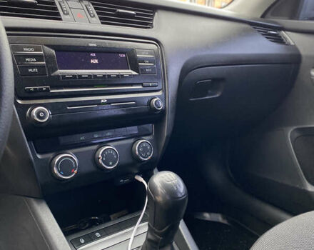 Сірий Шкода Октавія, об'ємом двигуна 1.6 л та пробігом 250 тис. км за 8900 $, фото 15 на Automoto.ua