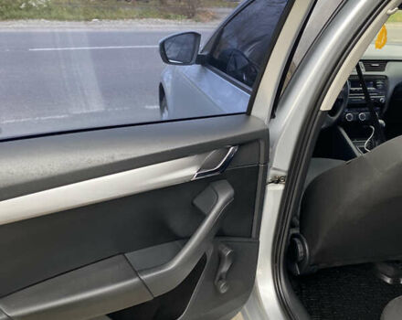 Сірий Шкода Октавія, об'ємом двигуна 1.6 л та пробігом 250 тис. км за 8900 $, фото 14 на Automoto.ua