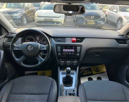 Серый Шкода Октавия, объемом двигателя 2 л и пробегом 246 тыс. км за 12500 $, фото 17 на Automoto.ua