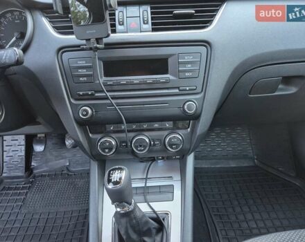 Сірий Шкода Октавія, об'ємом двигуна 1.4 л та пробігом 251 тис. км за 12500 $, фото 11 на Automoto.ua