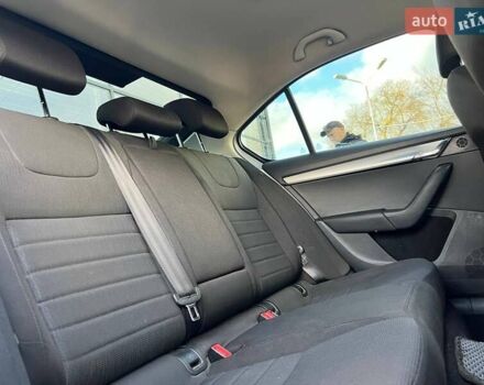 Серый Шкода Октавия, объемом двигателя 1.97 л и пробегом 246 тыс. км за 12500 $, фото 23 на Automoto.ua