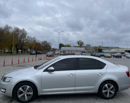 Серый Шкода Октавия, объемом двигателя 1.6 л и пробегом 242 тыс. км за 10850 $, фото 4 на Automoto.ua