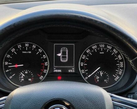 Серый Шкода Октавия, объемом двигателя 2 л и пробегом 246 тыс. км за 12500 $, фото 21 на Automoto.ua