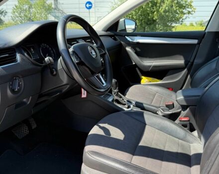 Серый Шкода Октавия, объемом двигателя 1.8 л и пробегом 120 тыс. км за 12500 $, фото 7 на Automoto.ua