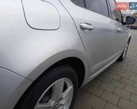 Сірий Шкода Октавія, об'ємом двигуна 2 л та пробігом 162 тис. км за 11800 $, фото 5 на Automoto.ua