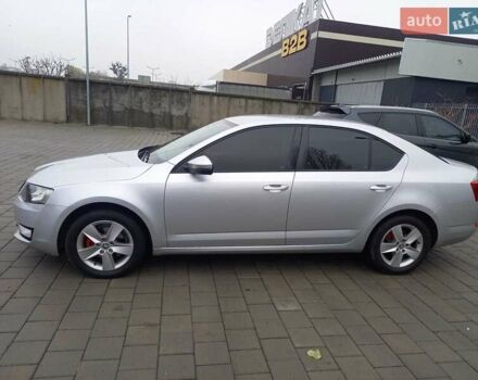 Сірий Шкода Октавія, об'ємом двигуна 2 л та пробігом 162 тис. км за 11800 $, фото 1 на Automoto.ua