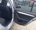 Сірий Шкода Октавія, об'ємом двигуна 2 л та пробігом 162 тис. км за 11800 $, фото 16 на Automoto.ua
