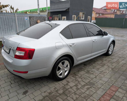 Серый Шкода Октавия, объемом двигателя 2 л и пробегом 269 тыс. км за 11500 $, фото 3 на Automoto.ua