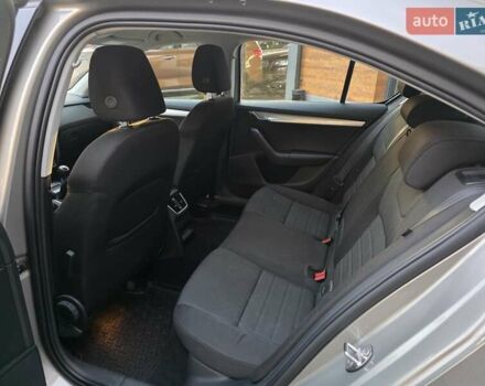 Серый Шкода Октавия, объемом двигателя 2 л и пробегом 222 тыс. км за 12200 $, фото 24 на Automoto.ua