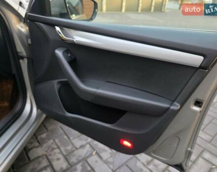 Серый Шкода Октавия, объемом двигателя 2 л и пробегом 222 тыс. км за 12200 $, фото 33 на Automoto.ua