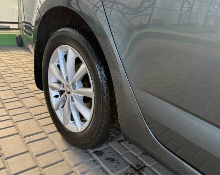 Серый Шкода Октавия, объемом двигателя 1.6 л и пробегом 280 тыс. км за 11800 $, фото 2 на Automoto.ua