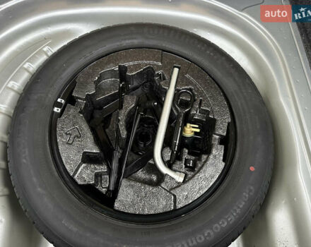 Сірий Шкода Октавія, об'ємом двигуна 1.6 л та пробігом 245 тис. км за 10999 $, фото 22 на Automoto.ua