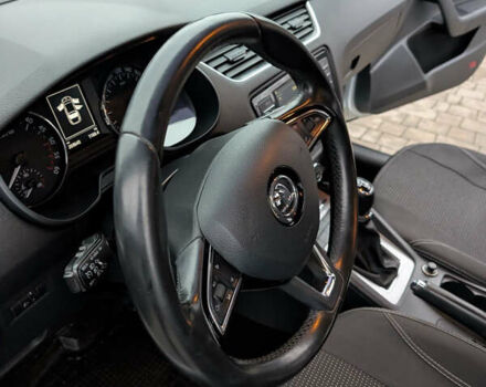 Серый Шкода Октавия, объемом двигателя 2 л и пробегом 269 тыс. км за 11500 $, фото 12 на Automoto.ua