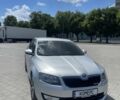 Серый Шкода Октавия, объемом двигателя 1.6 л и пробегом 240 тыс. км за 11000 $, фото 1 на Automoto.ua