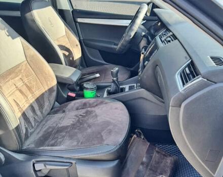 Серый Шкода Октавия, объемом двигателя 1.6 л и пробегом 246 тыс. км за 12500 $, фото 7 на Automoto.ua