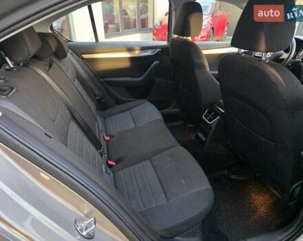 Серый Шкода Октавия, объемом двигателя 2 л и пробегом 222 тыс. км за 12200 $, фото 34 на Automoto.ua