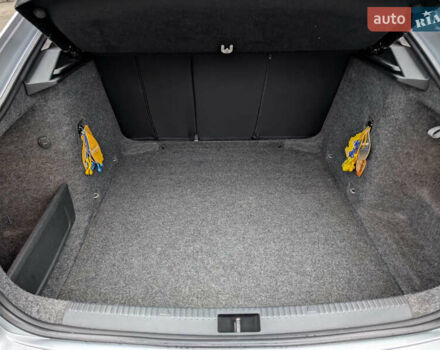 Серый Шкода Октавия, объемом двигателя 2 л и пробегом 269 тыс. км за 11500 $, фото 8 на Automoto.ua