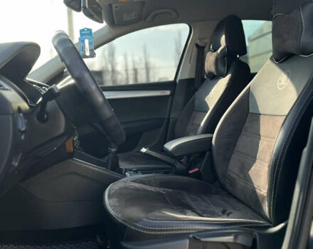 Сірий Шкода Октавія, об'ємом двигуна 1.6 л та пробігом 245 тис. км за 12999 $, фото 7 на Automoto.ua