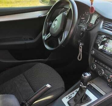 Сірий Шкода Октавія, об'ємом двигуна 1.4 л та пробігом 205 тис. км за 11000 $, фото 6 на Automoto.ua