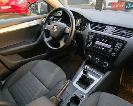 Серый Шкода Октавия, объемом двигателя 2 л и пробегом 222 тыс. км за 12200 $, фото 32 на Automoto.ua