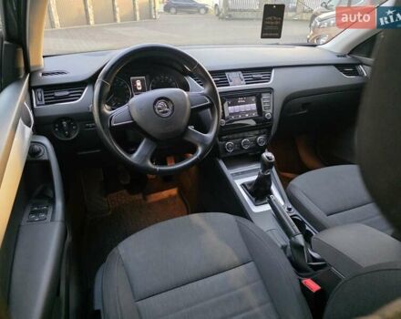 Серый Шкода Октавия, объемом двигателя 2 л и пробегом 222 тыс. км за 12200 $, фото 27 на Automoto.ua