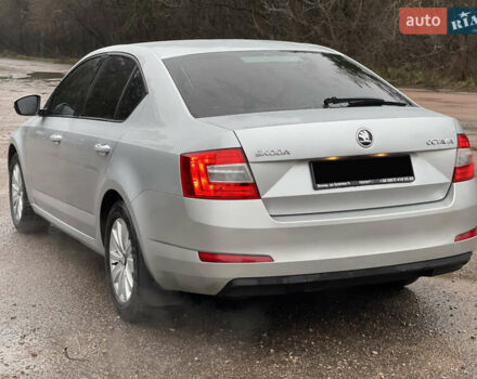 Сірий Шкода Октавія, об'ємом двигуна 1.4 л та пробігом 173 тис. км за 11000 $, фото 15 на Automoto.ua