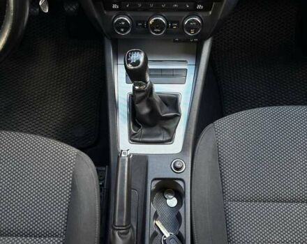 Сірий Шкода Октавія, об'ємом двигуна 1.6 л та пробігом 170 тис. км за 12000 $, фото 26 на Automoto.ua