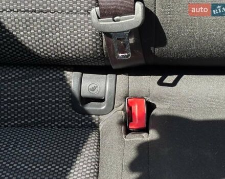 Сірий Шкода Октавія, об'ємом двигуна 1.6 л та пробігом 170 тис. км за 12000 $, фото 32 на Automoto.ua