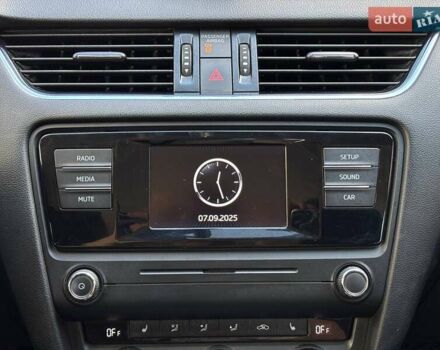 Сірий Шкода Октавія, об'ємом двигуна 1.6 л та пробігом 170 тис. км за 12000 $, фото 23 на Automoto.ua