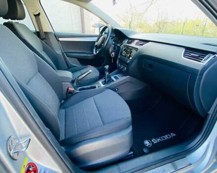 Сірий Шкода Октавія, об'ємом двигуна 1.4 л та пробігом 140 тис. км за 13000 $, фото 9 на Automoto.ua