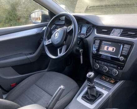 Сірий Шкода Октавія, об'ємом двигуна 1.6 л та пробігом 250 тис. км за 10500 $, фото 25 на Automoto.ua