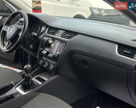 Серый Шкода Октавия, объемом двигателя 1.97 л и пробегом 252 тыс. км за 12900 $, фото 16 на Automoto.ua